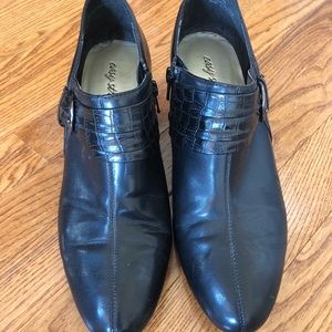 EASY STREET SHOE BOOTS BLACK SIZE 10.5